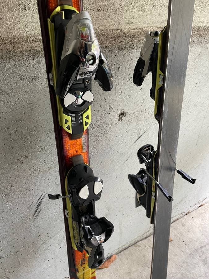 Salomon Scream 10 Hot Skis + Bindings 175 cm in great condition