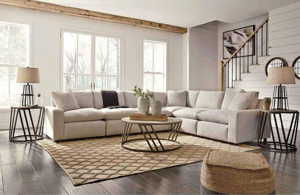 Tan Sectional couch 🛋 👌 MODULAR PIECES