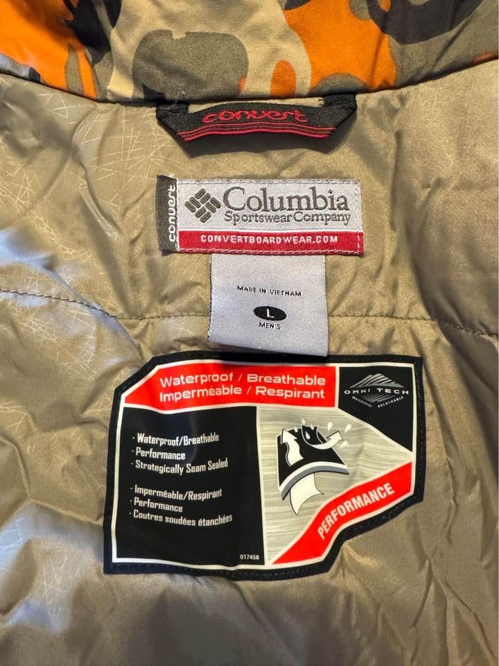 Columbia convert ski/snowboard jacket. Men’s size large