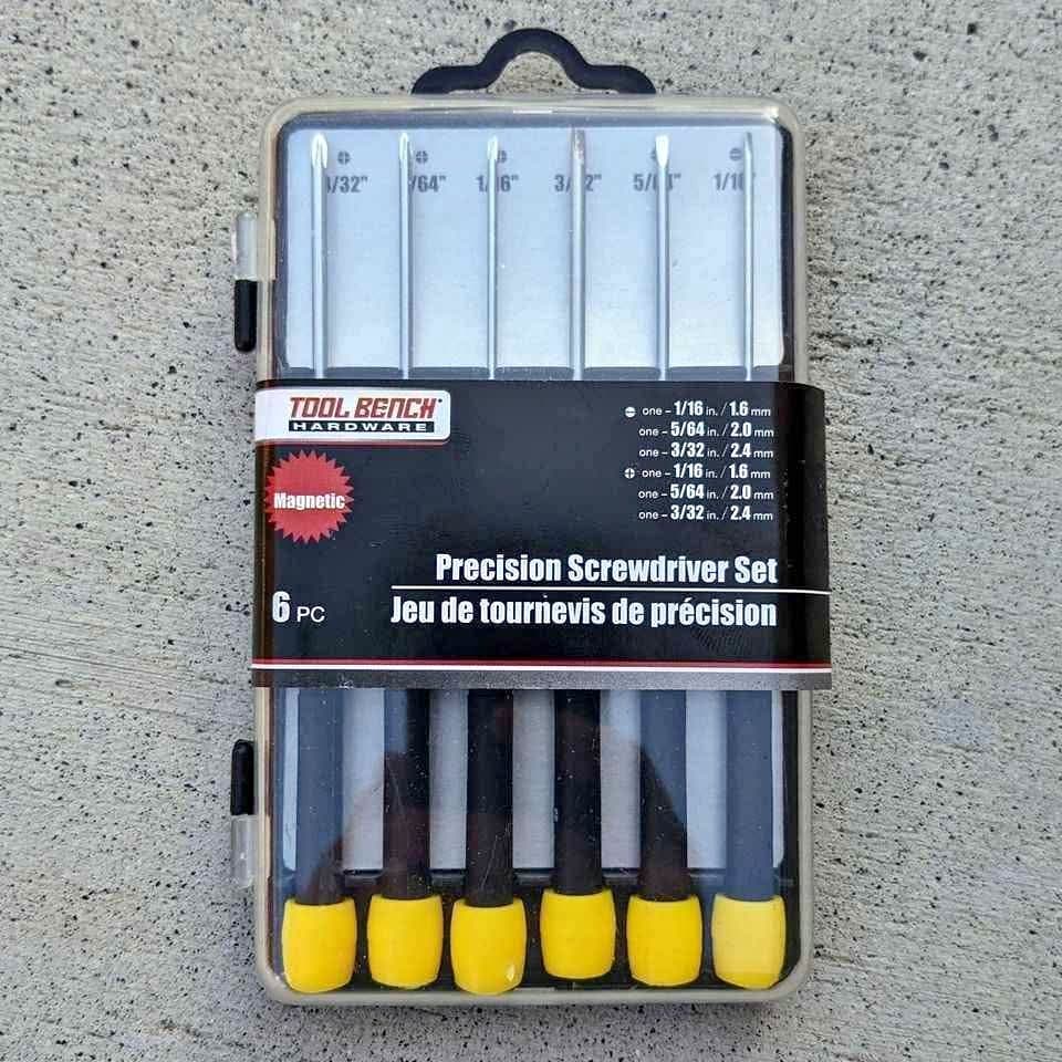 NEW 6 piece precision magnetic Philips and Flathead screwdriver set with hard plastic storage case