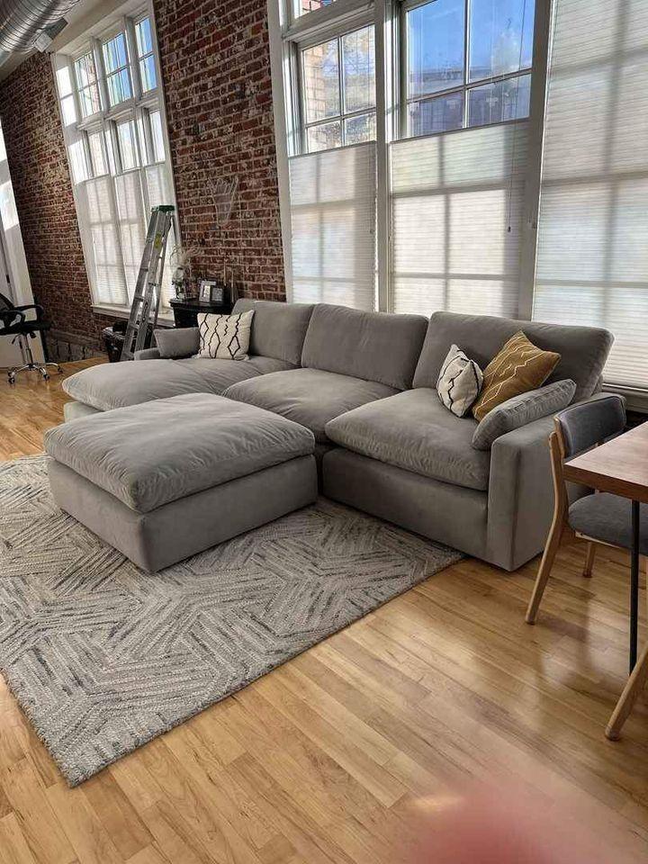 4 piece MODULAR SECTIONAL cloud Couch Sofa Set FREE DELIVERY