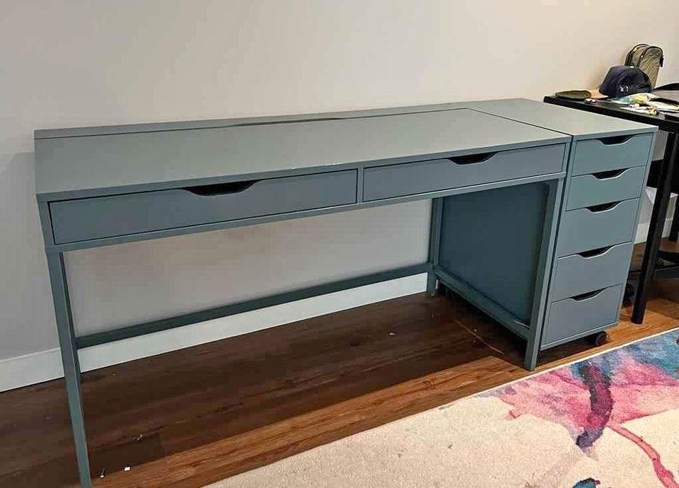 Ikea Alex desk + rolling drawers